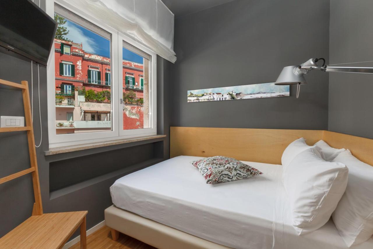 Vivaldo Suite Piazza Dei Martiri - Guest House Naples Exterior photo