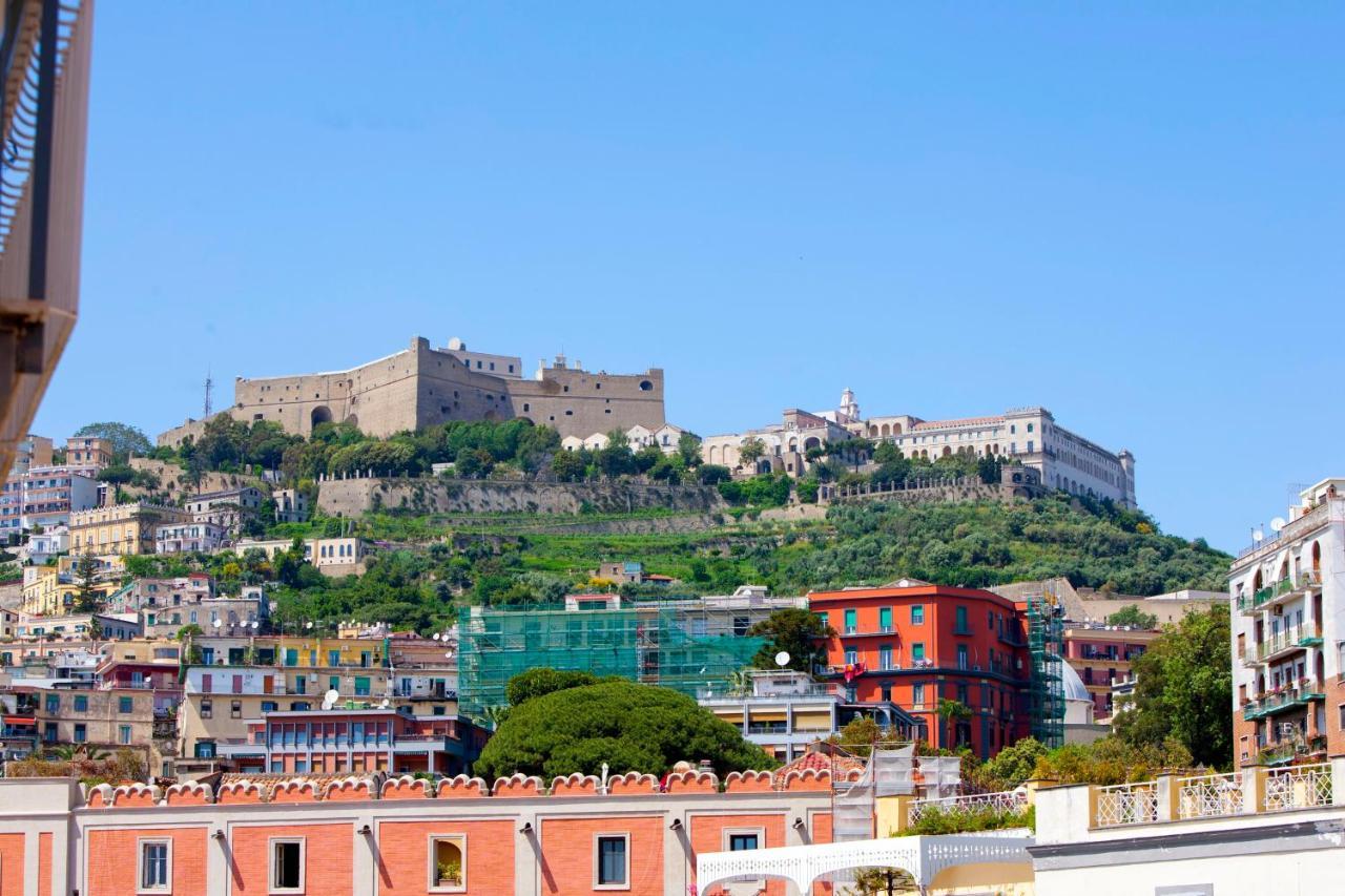 Vivaldo Suite Piazza Dei Martiri - Guest House Naples Exterior photo